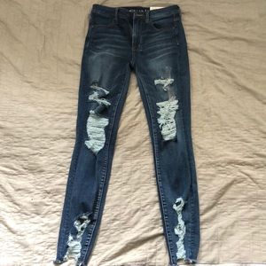 AE super hi rise Distressed Jegging